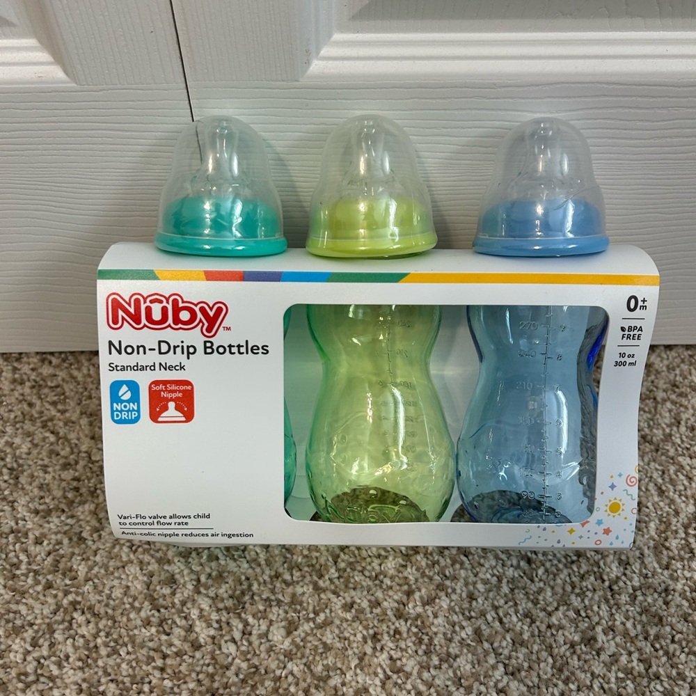 Nuby Non-Drip Baby Bottles - Green and Blue